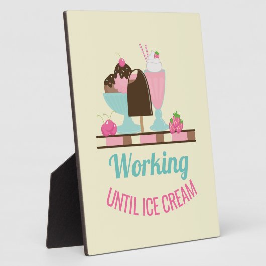 Alberne Puppe bis zur Eiscreme - Yummy-Leckereien Fotoplatte (Seite)