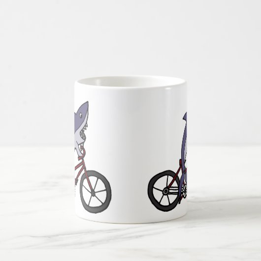 Alberner Haifisch-Reitfahrrad-Cartoon Kaffeetasse (Mittel)