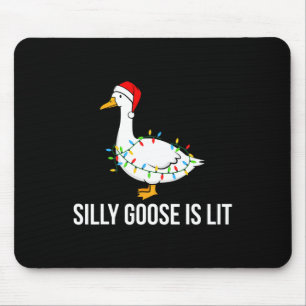 Albernes Gänse ist milde Weihnachtsbeleuchtung San Mousepad