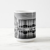 Albert Dock Liverpool Reflections Kaffeetasse (Mittel)