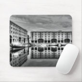 Albert Dock Liverpool Reflections Mousepad (Mit Mouse)