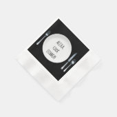 Alexa Command kocht Abendessen auf Teller Serviette (Ecke)