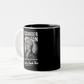Alexander Hamilton schrieb 51 Essays in 6 Monaten Zweifarbige Tasse (Vorderseite Links)