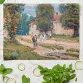 Alfred Sisley - The Versailles Road Geschirrtuch (Gefaltet)