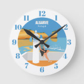 Algarve Beach Girl Reisen Vintag Runde Wanduhr (Vorderseite)