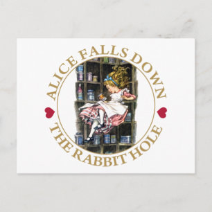 Alice fällt das Kaninchenloch hinunter nach Wonder Postkarte