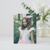 Alice im Forest Fashion Expired Film Foto Postkarte (Stehend Vorderseite)