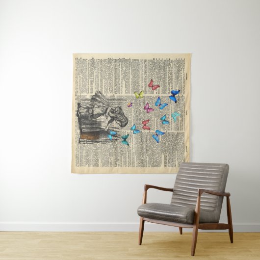 Alice im Märchenland ließ das Abenteuer anfangen Wandteppich (Beispiel (Horizontal))