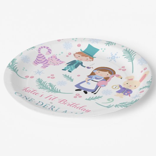 Alice im Winter One-Derland | Wonderland Birthday Pappteller (Schrägansicht)