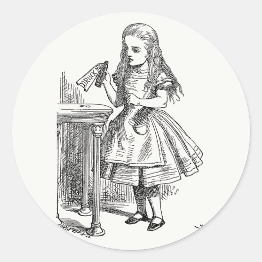 Alice im Wunderland, die Flasche "Drink Me" halten Runder Aufkleber (Vorderseite)