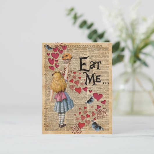 Alice im Wunderland Eat Me Muffin Postkarte (Stehend Vorderseite)