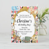 Alice im Wunderland Geburtstag Einladung (Stehend Vorderseite)