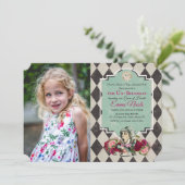 Alice im Wunderland Geburtstag Foto Einladung (Stehend Vorderseite)