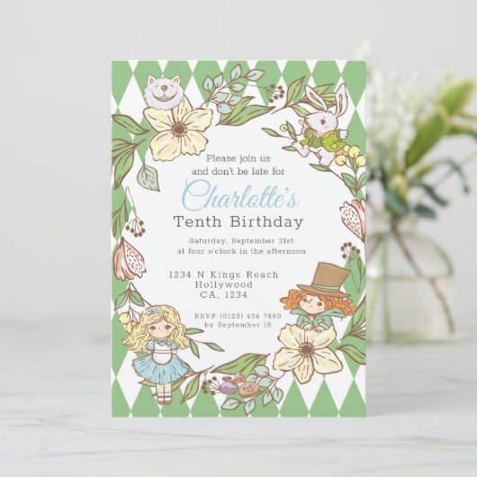 Alice im Wunderland Personalisiertes Party Einladung (Stehend Vorderseite)