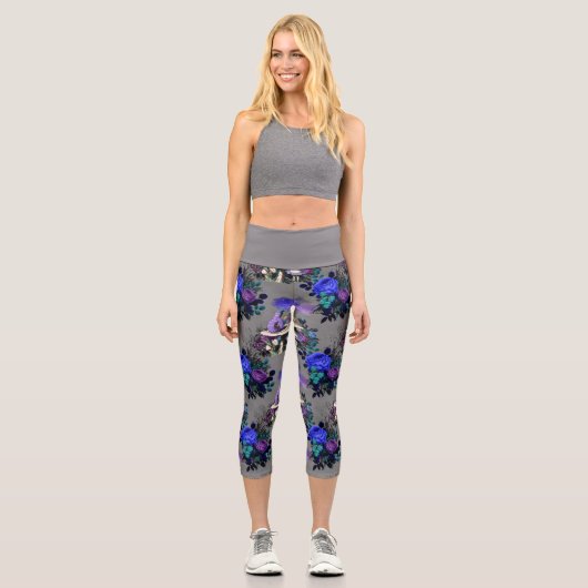Alice im Wunderland Raupe Rauchen Blume Capri Leggings (Vorderseite)