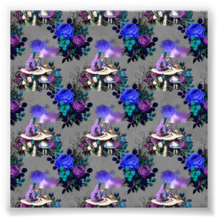 Alice im Wunderland Raupe raucht Blumen Fotodruck