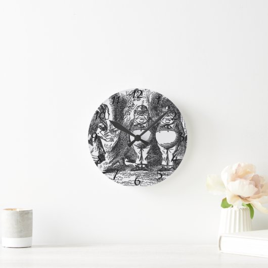 Alice im Wunderland Runde Wanduhr (Zuhause)