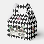 Alice im Wunderland über Schwarz-Weiß-Harlequin Geschenkschachtel (Vorderseite)