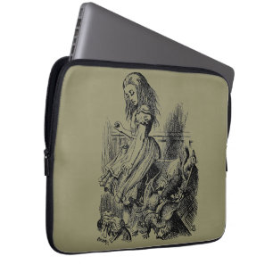 Alice in Wonderland – Alice im Wunderland khaki Laptopschutzhülle