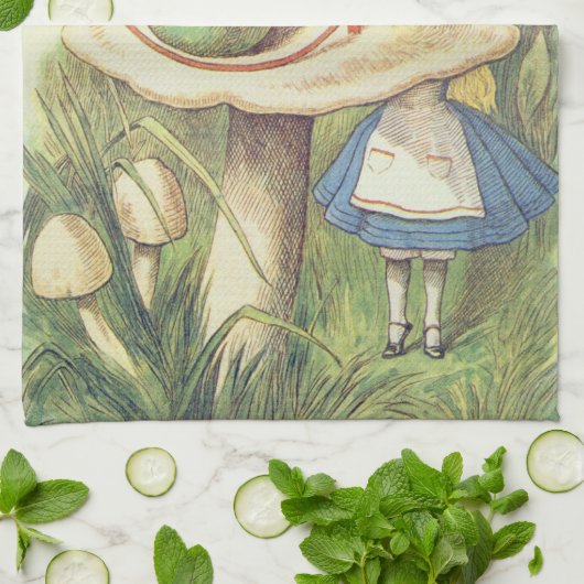 Alice trifft die Raupe Geschirrtuch (Gefaltet)