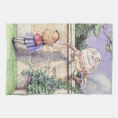 Alice trifft Humpty Dumpty Handtuch (Horizontal)