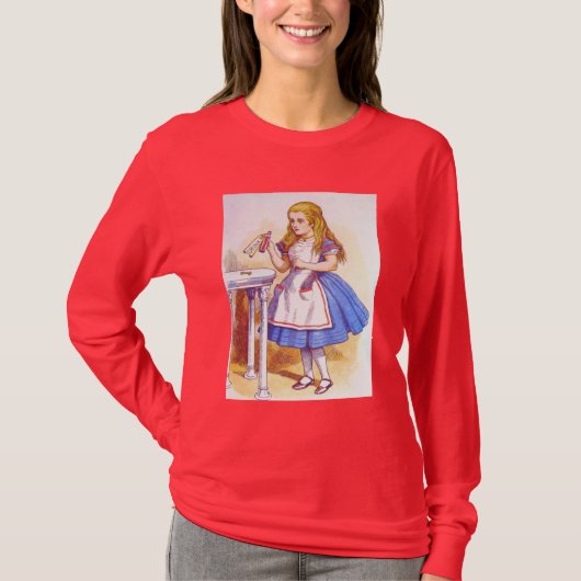 Alice trinkt Farbe T-Shirt (Vorderseite)