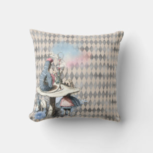 Alice und der Schmetterling Kissen