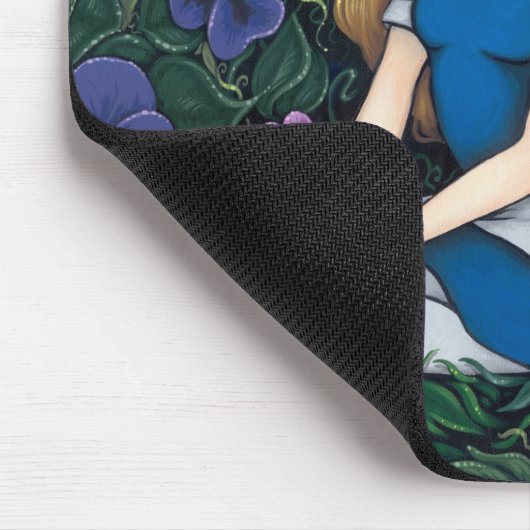 "Alice und die Blumen" Mousepad (Ecke)
