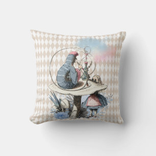 Alice und die Wasserpfeife rauchende Raupe Kissen