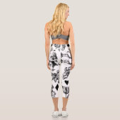 Alice White Rabbit Wonderland Classic Capri Leggings (Rückseite)