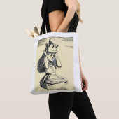 Alice wird zur Königin Alice gekrönt Alice setzt d Tasche (Von Nahem)