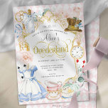 Alice's Onederland Wahnsinniges Party Einladung<br><div class="desc">Alice's Onederland verrückte Hasser Tee Party Einladung. Alice im Wunderland themed Girl Erstgeburtstag Party Einladungen mit rosa Aquarellfeder floral & hübsch Tee Party Illustrationen.</div>