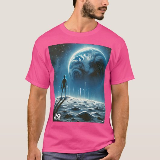Alien auf einen unbekannten Planeten T-Shirt (Vorderseite)