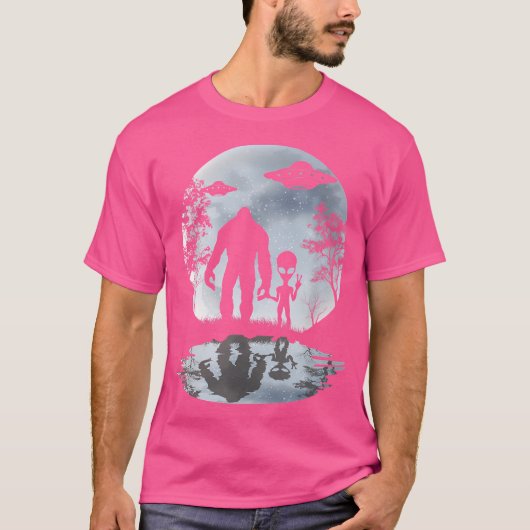 Alien Bigfoot Moon Sasquatch Ufo Extraterrestrial T-Shirt (Vorderseite)