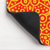 Alien Circuit II - Amber on Red Mousepad (Ecke)