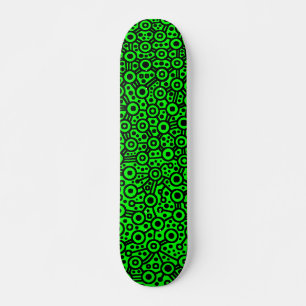 Alien Circuit III - Schwarz auf Grün Skateboard