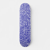 Alien Circuit - White on Deep Blue Skateboard (Vorne)
