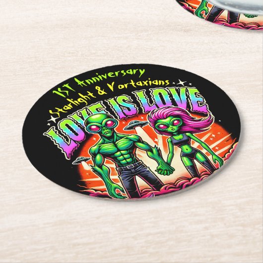 Alien Couple in kosmischer Liebe Runder Pappuntersetzer (Angewinkelt)