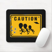 Alien, das Zeichen kreuzt Mousepad (Mit Mouse)