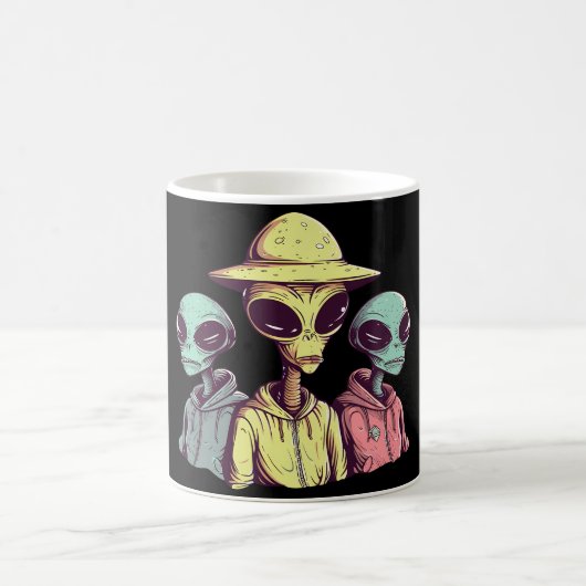 Alien Duo Coffee Mug – Retro Sci-Fi Kaffeetasse (Mittel)