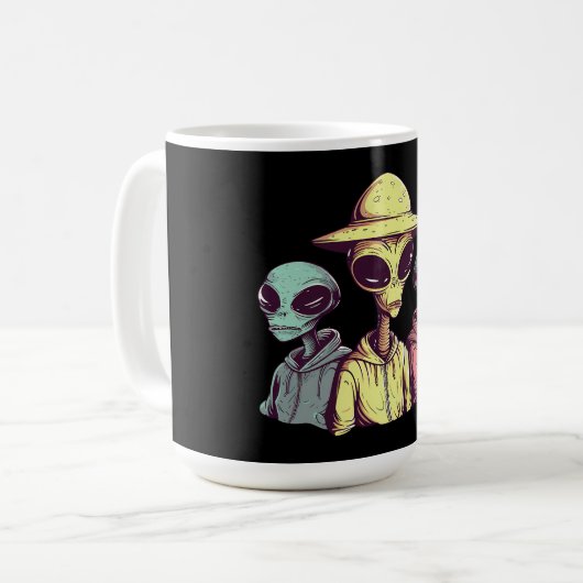 Alien Duo Coffee Mug – Retro Sci-Fi Kaffeetasse (Vorderseite Links)