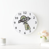 Alien Entführung Große Wanduhr (Zuhause)