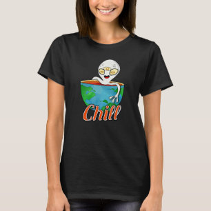 Alien entspannt auf Erden Tasse T-Shirt