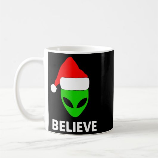 Alien Green Face Christmas Santa Hat Believe Kaffeetasse (Links)