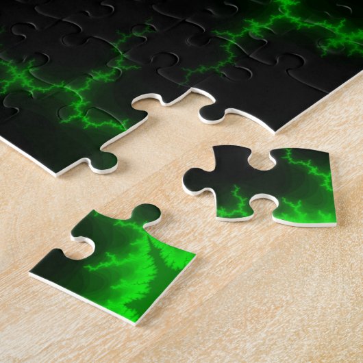 Alien Grüne Blitze in Pitch Black Puzzle (Seite)