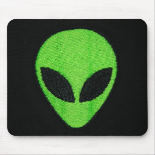 Alien, grünes Gesicht Mousepad