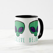 Alien Head glauben Tasse (VorderseiteRechts)