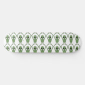 Alien-Herz-Pose Skateboard (Horizontal)