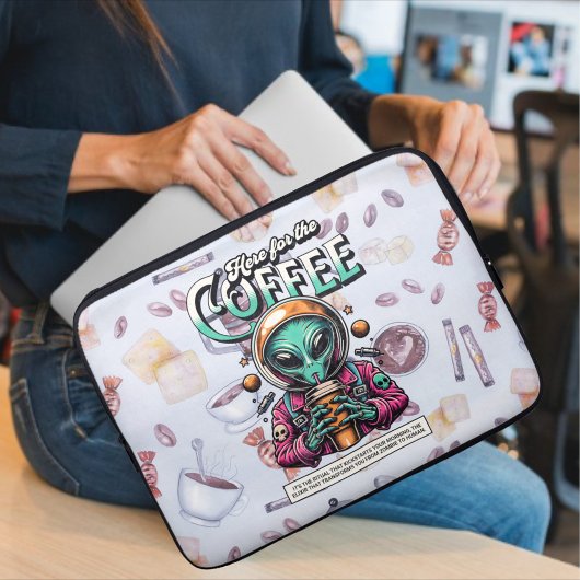 Alien hier für den Kaffee Laptopschutzhülle