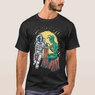 Alien im Weltraum Astronauten Kunstmuseum Monte Sa T-Shirt